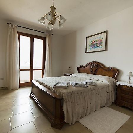 B&B La Reale Стінтіно Екстер'єр фото