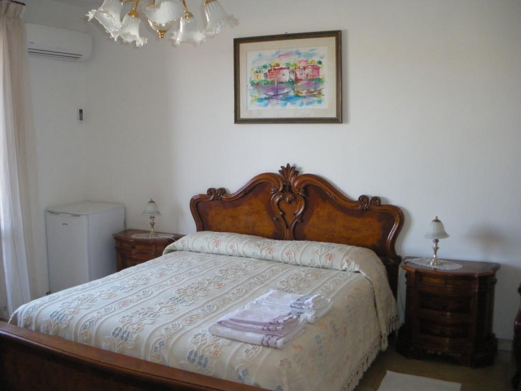 B&B La Reale Стінтіно Номер фото